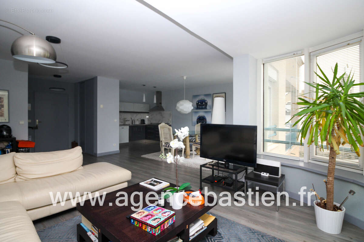 Appartement à DIVONNE-LES-BAINS