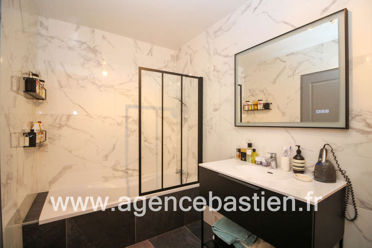 Appartement à DIVONNE-LES-BAINS