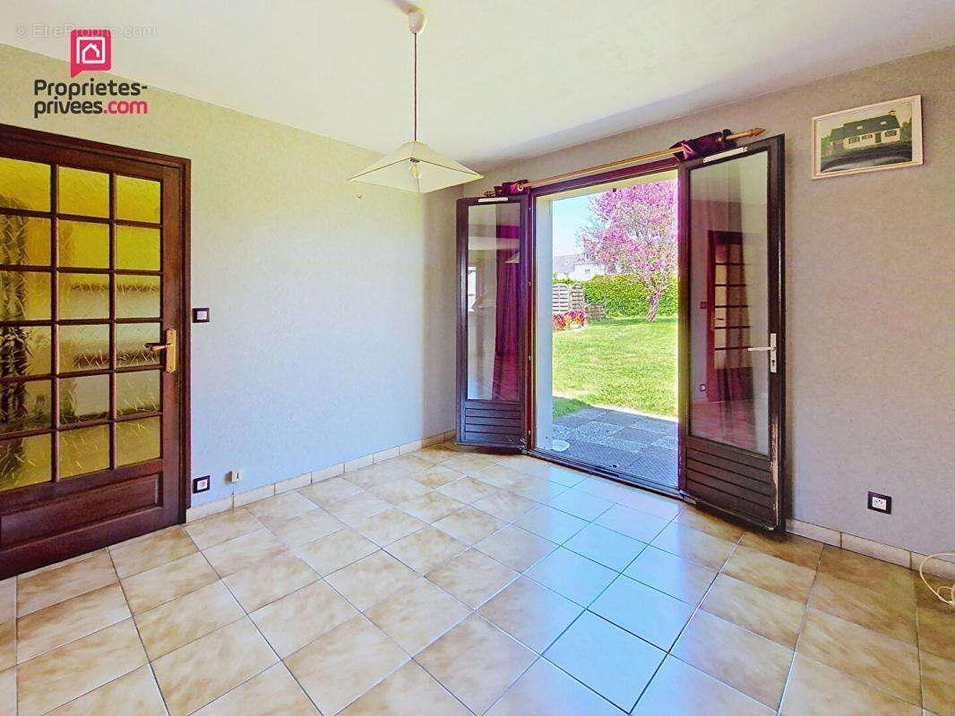 Maison à PLOUEZOC&#039;H