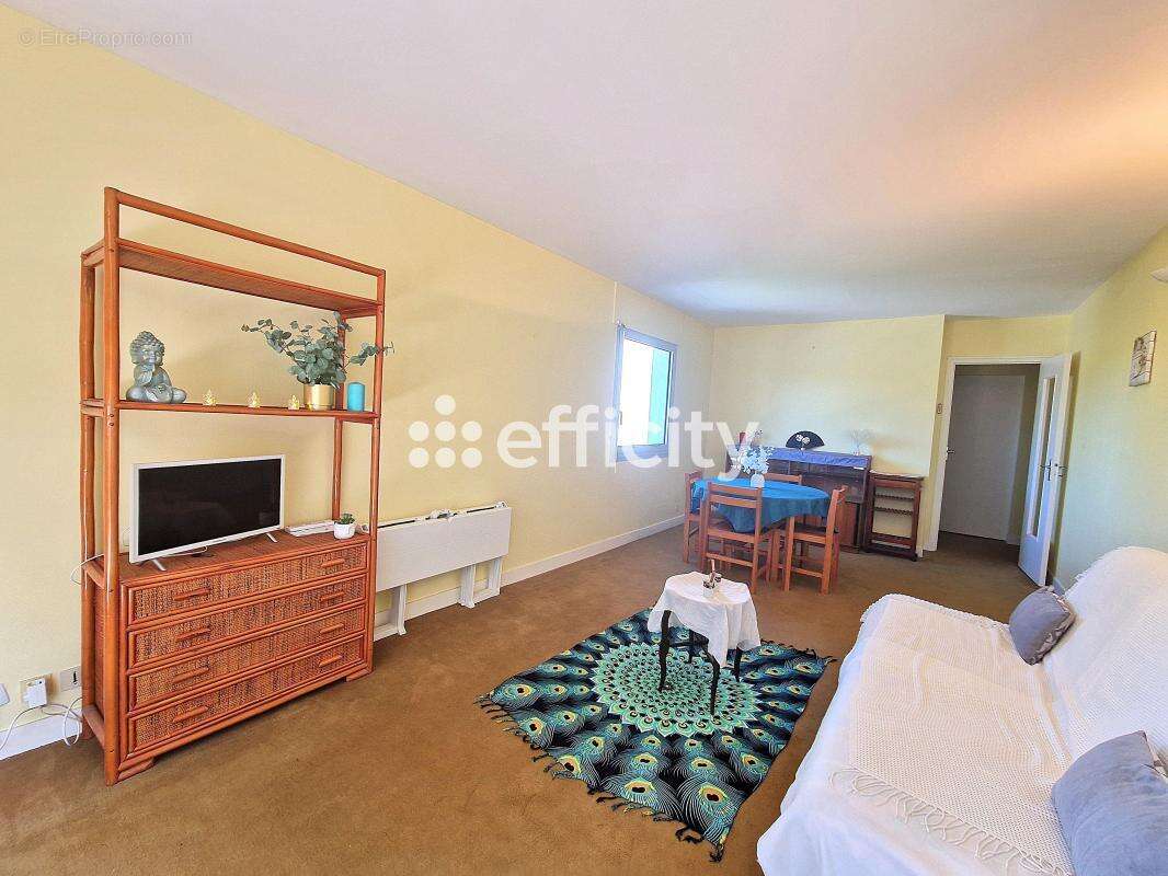 Appartement à VAUX-SUR-MER