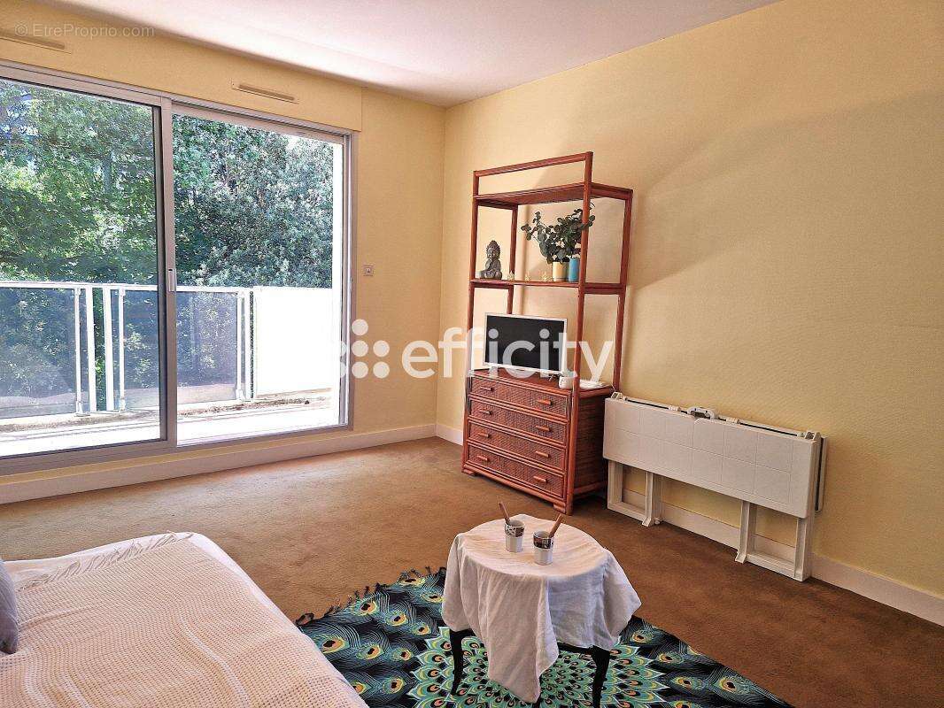 Appartement à VAUX-SUR-MER