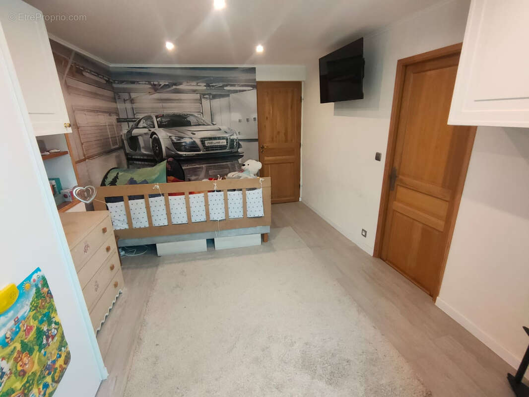 Maison à VILLENEUVE-SOUS-DAMMARTIN