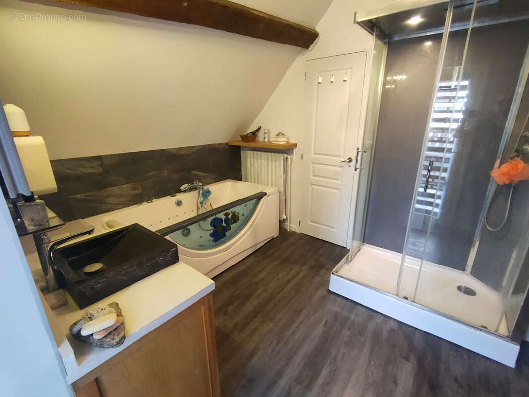 Maison à VILLENEUVE-SOUS-DAMMARTIN