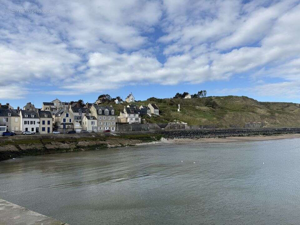 Maison à PORT-EN-BESSIN-HUPPAIN