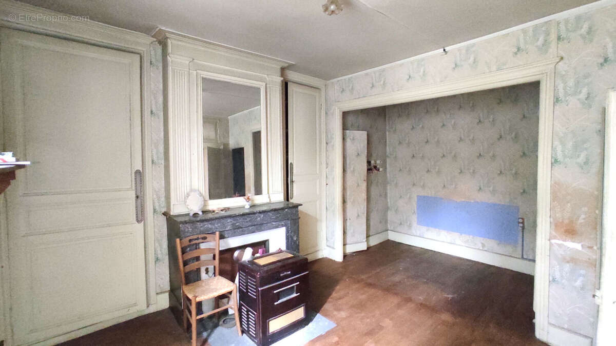 Maison à CHATELLERAULT