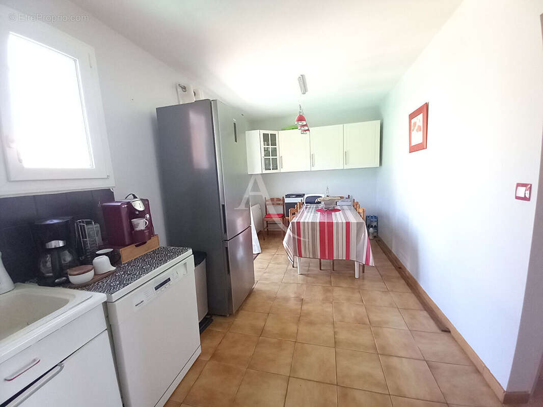 Maison à LANDEVIEILLE