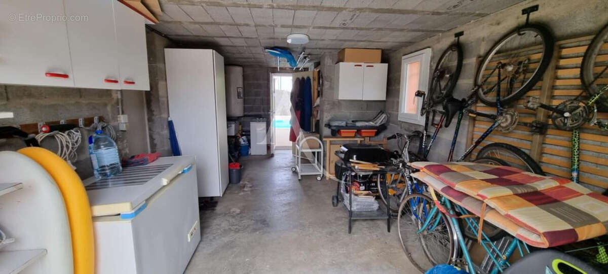 Maison à LANDEVIEILLE