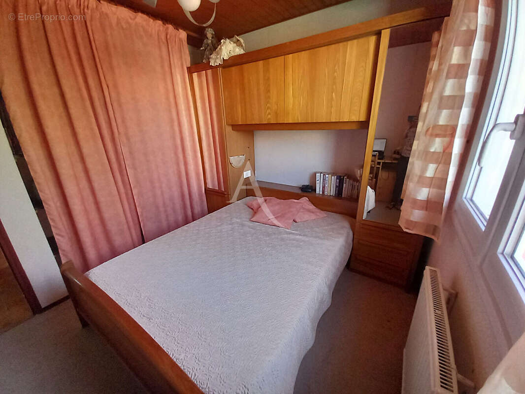 Maison à LANDEVIEILLE