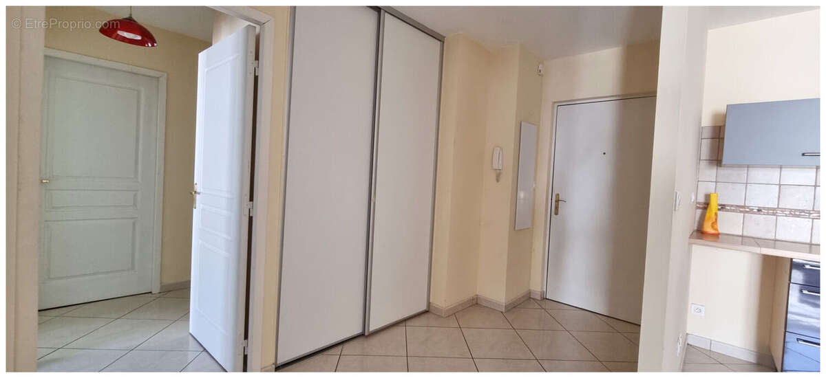 Appartement à CHAPONNAY