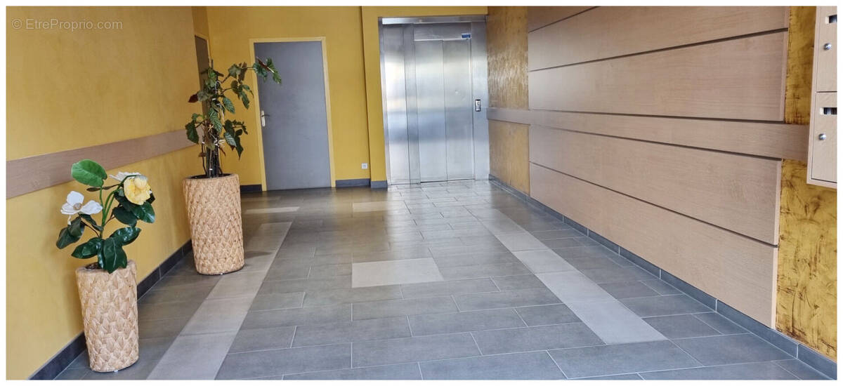 Appartement à CHAPONNAY