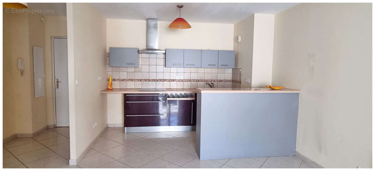 Appartement à CHAPONNAY