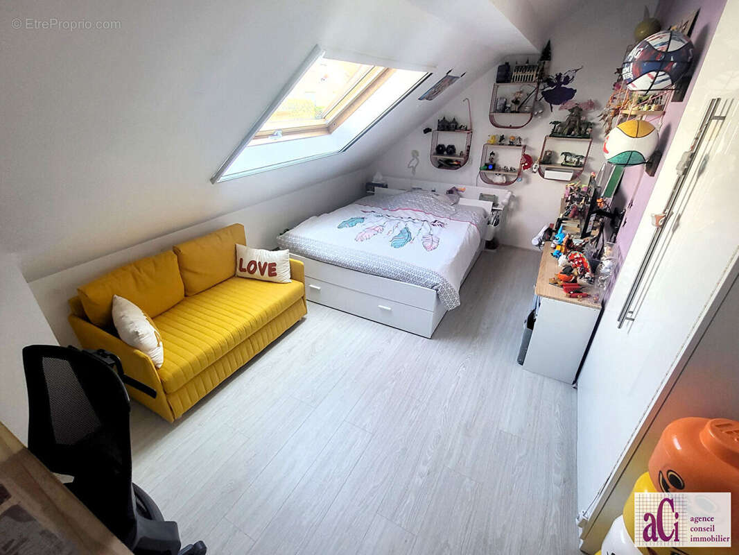 Maison à L&#039;HAY-LES-ROSES