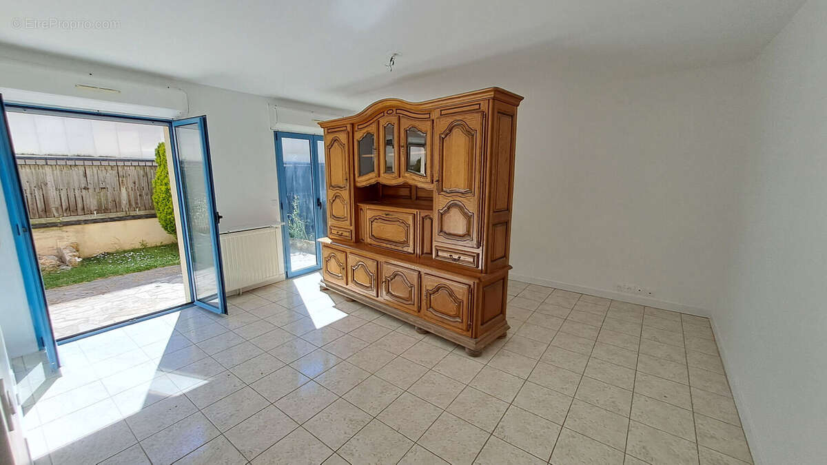 Appartement à SAINT-REMY-LES-CHEVREUSE