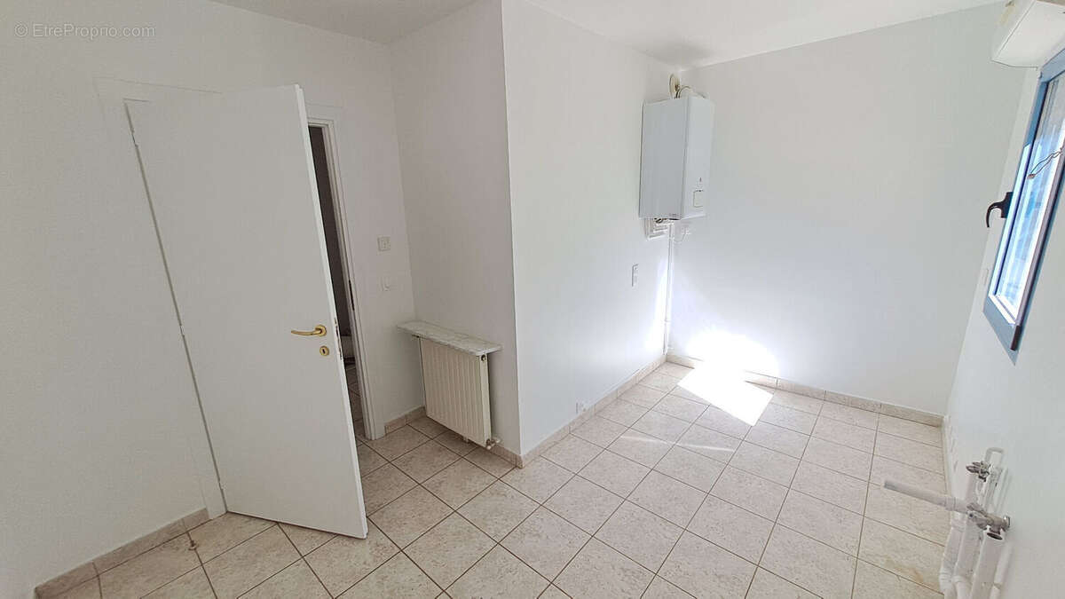Appartement à SAINT-REMY-LES-CHEVREUSE