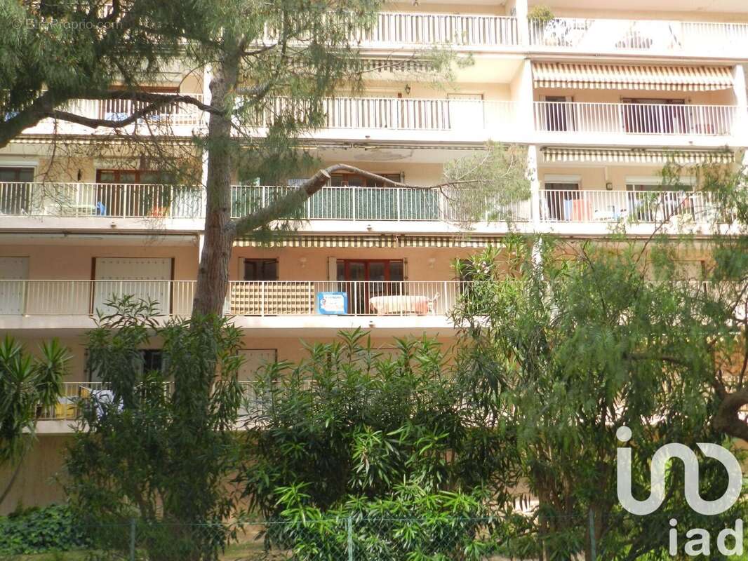 Photo 2 - Appartement à FREJUS