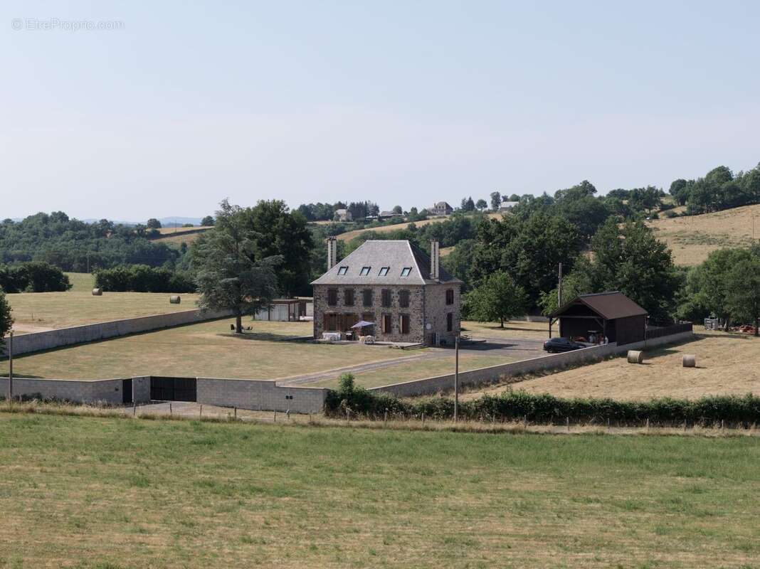 Maison à CHALVIGNAC