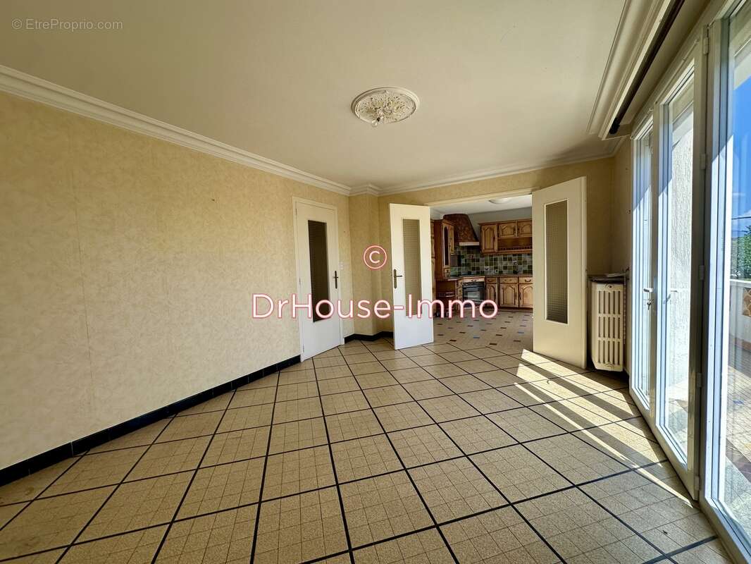 Maison à PORTES-LES-VALENCE