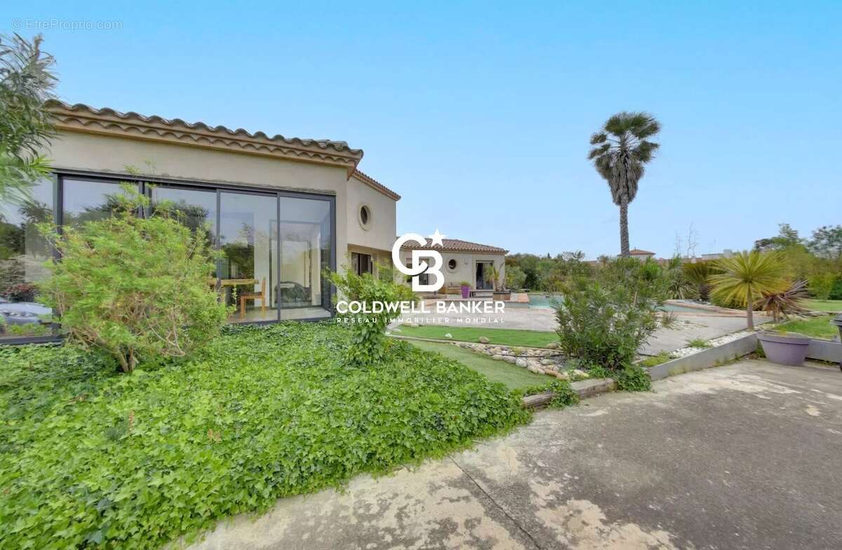 Maison à SAINT-FELIU-D&#039;AVALL