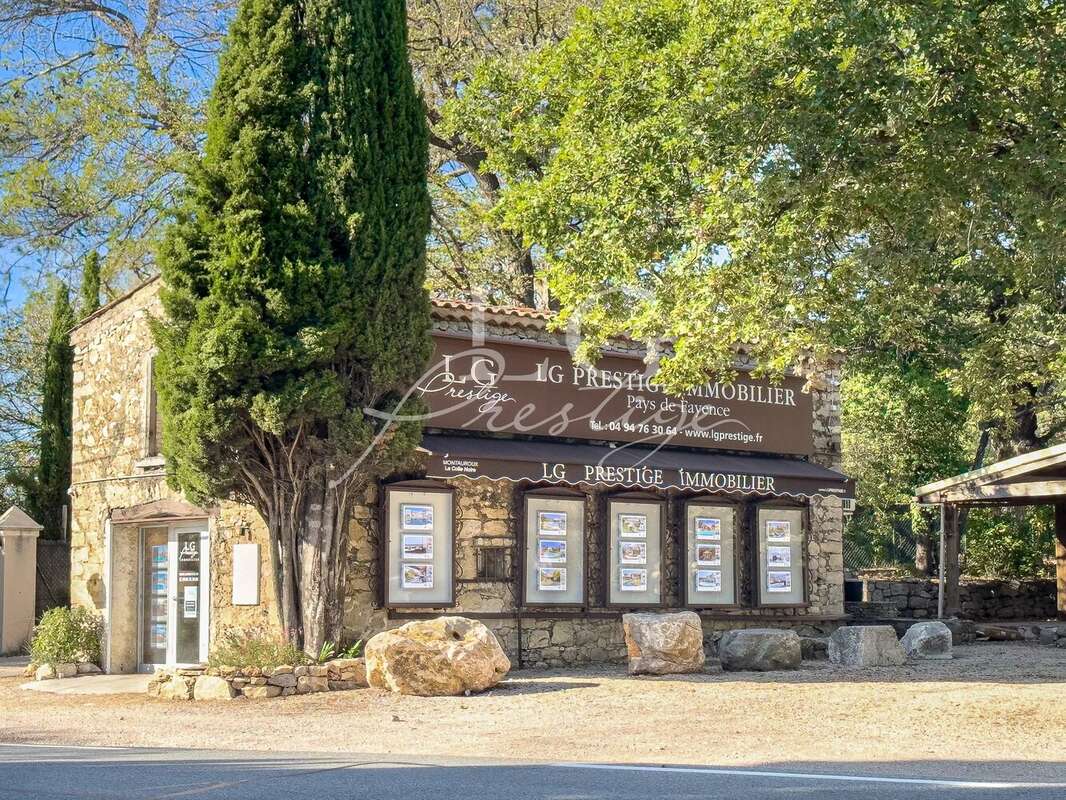 Maison à FAYENCE