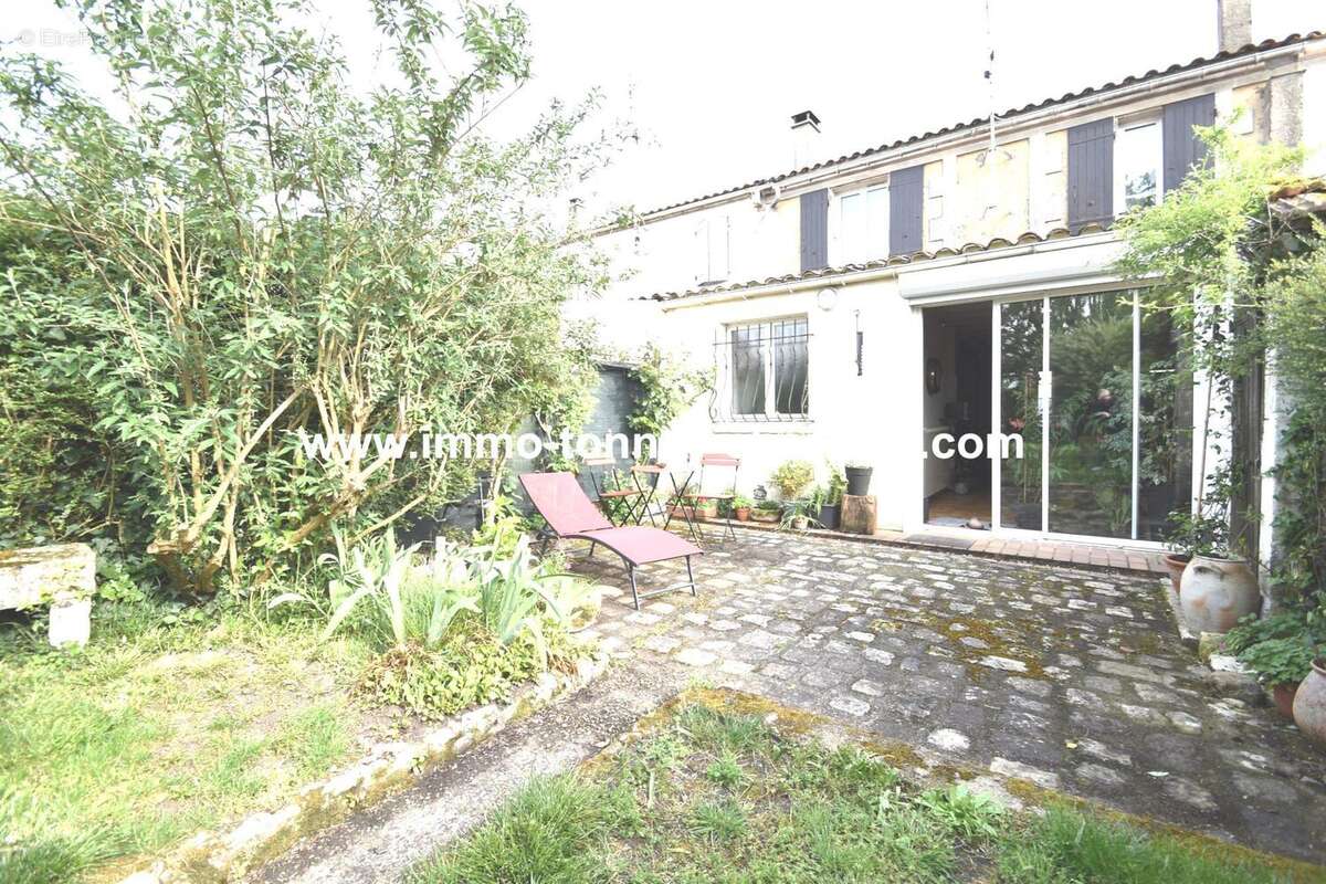 Maison à TONNAY-CHARENTE