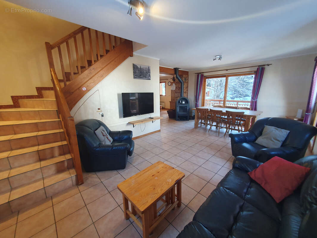 Maison à SAINT-MARTIN-DE-BELLEVILLE