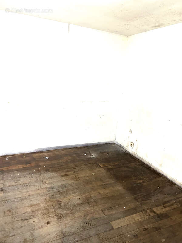 Maison à ERAGNY-SUR-EPTE