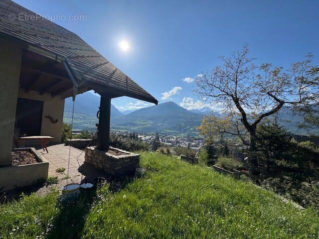 Maison à EMBRUN