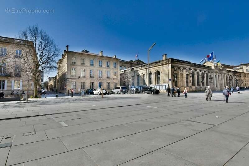 Appartement à BORDEAUX