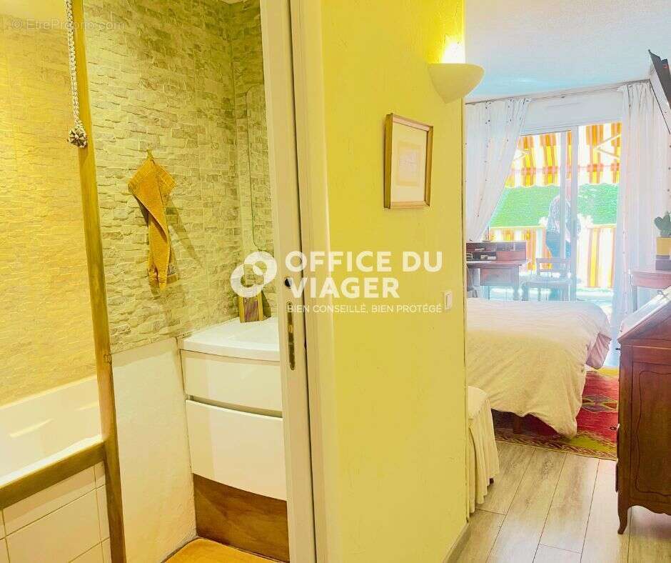 Appartement à MANDELIEU-LA-NAPOULE