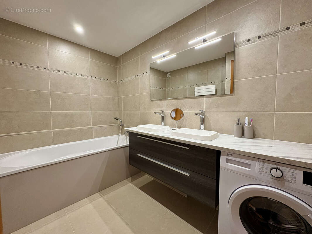 Appartement à SAINT-RAPHAEL