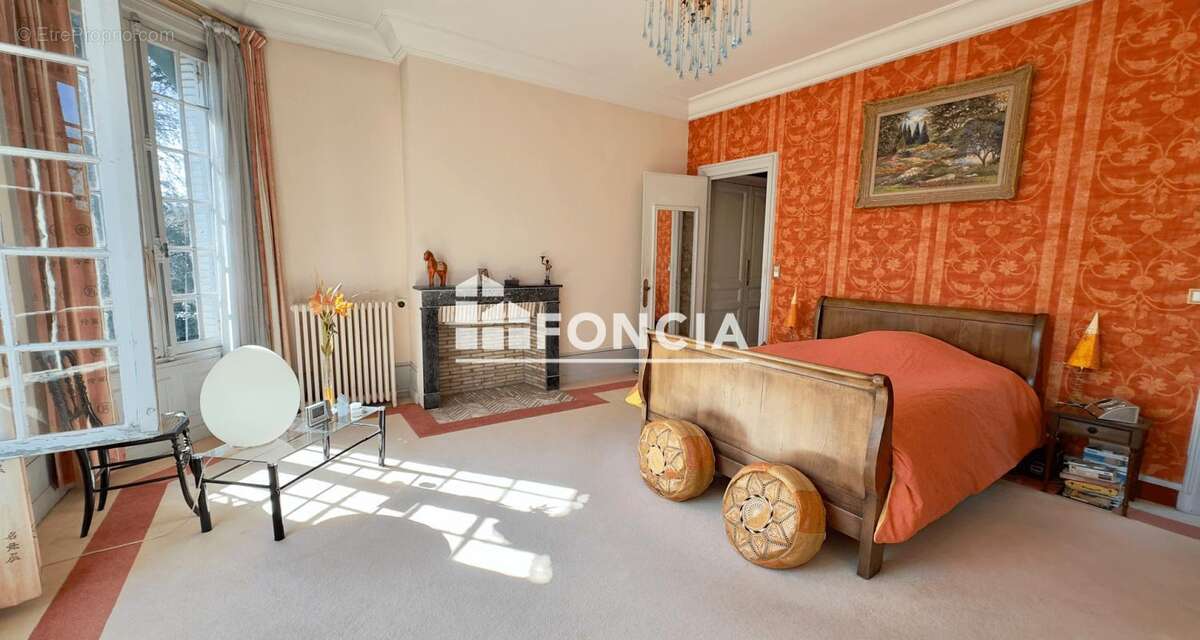 Maison à SAINT-JEAN-DU-CARDONNAY