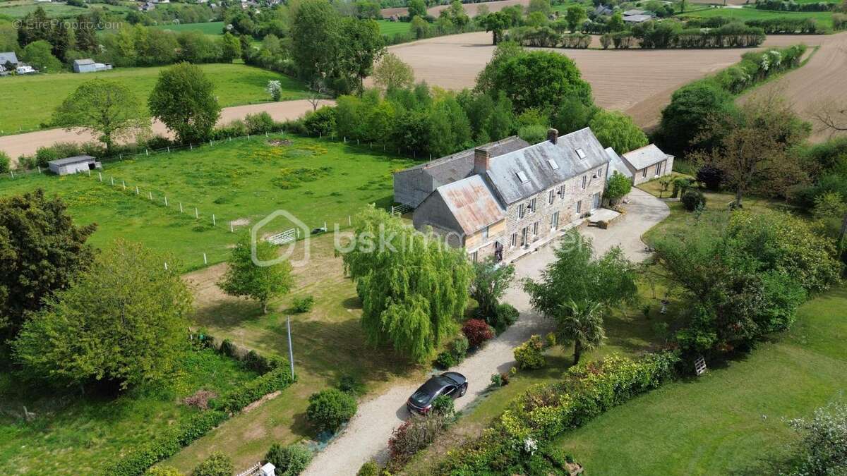 Maison à PONT-FARCY