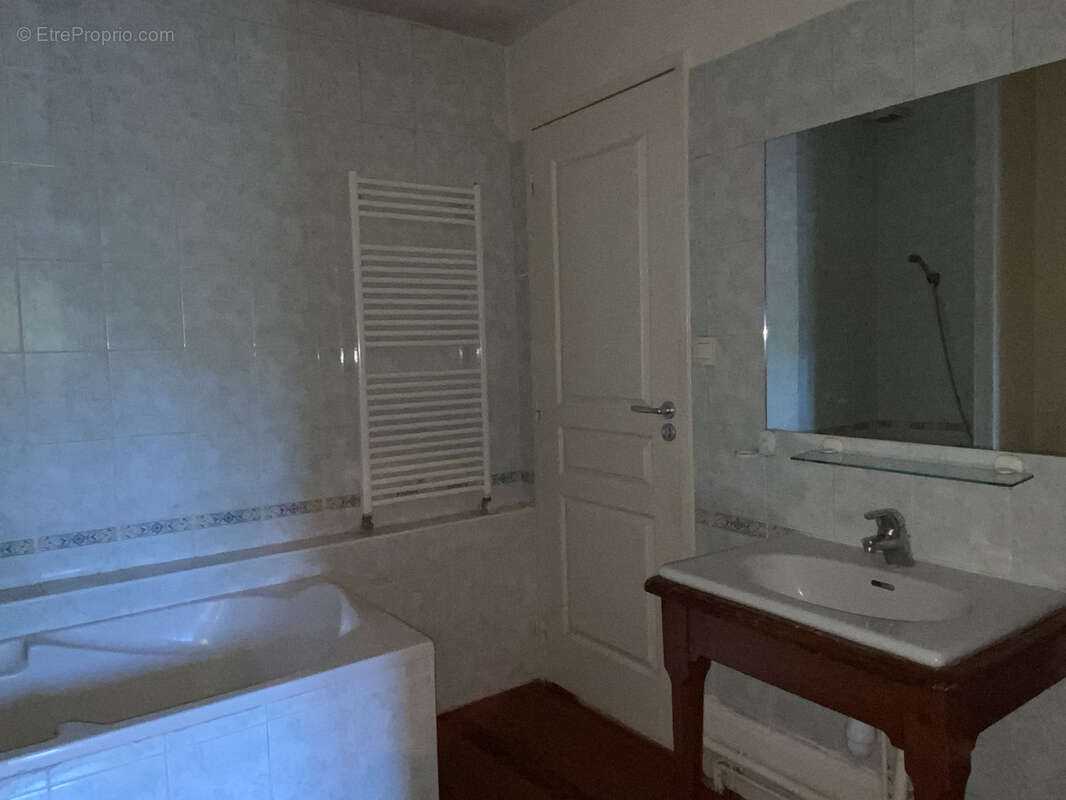 Maison à MARCILLY-D&#039;AZERGUES