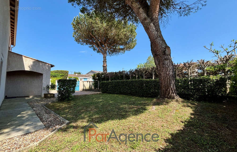 Maison à SAINT-PALAIS-SUR-MER