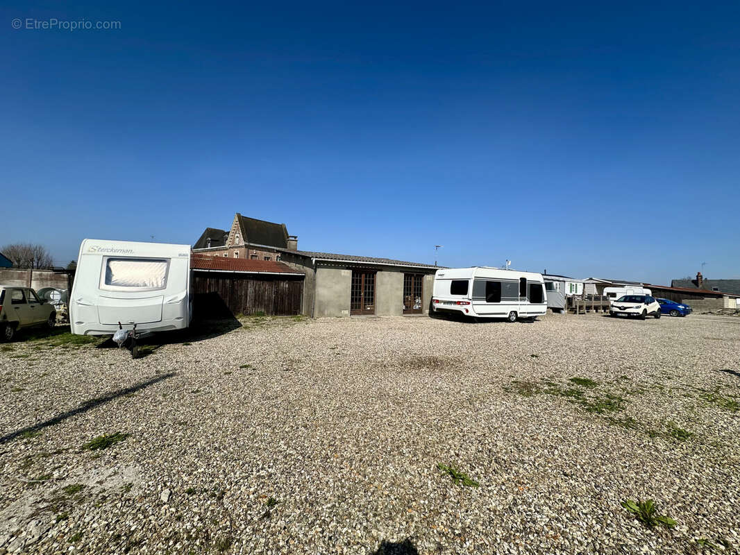 Terrain à SAINT-NICOLAS-D&#039;ALIERMONT