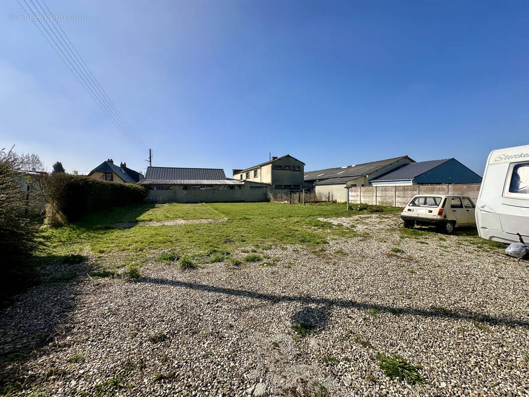 Terrain à SAINT-NICOLAS-D&#039;ALIERMONT