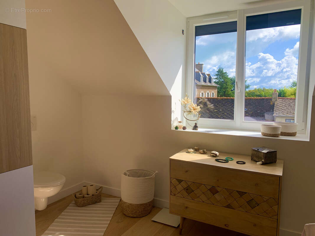 Maison à SAINT-MELOIR-DES-ONDES