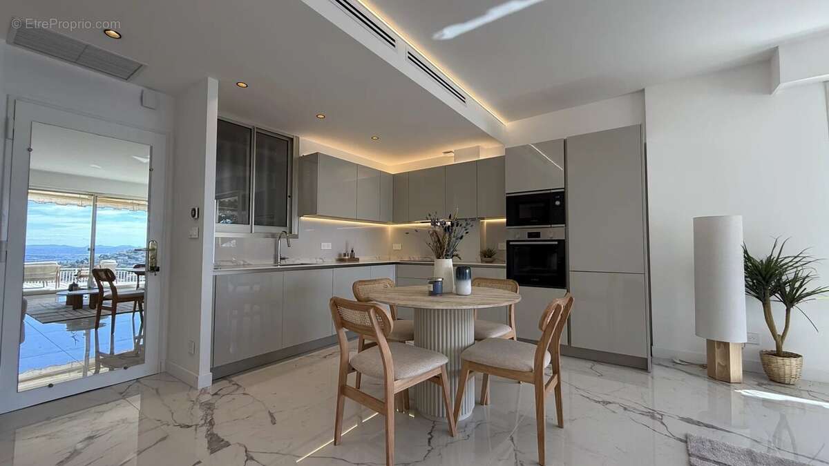 Appartement à VILLEFRANCHE-SUR-MER