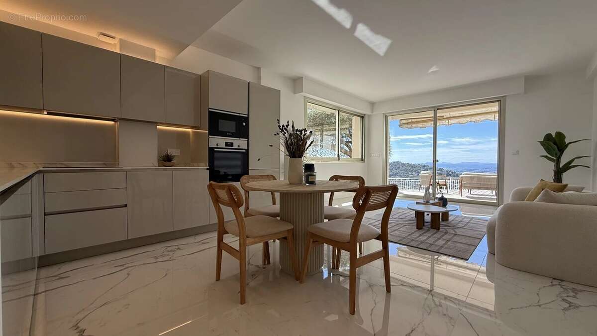 Appartement à VILLEFRANCHE-SUR-MER