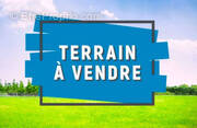 Terrain à SAINT-LAURENT-D'ARCE