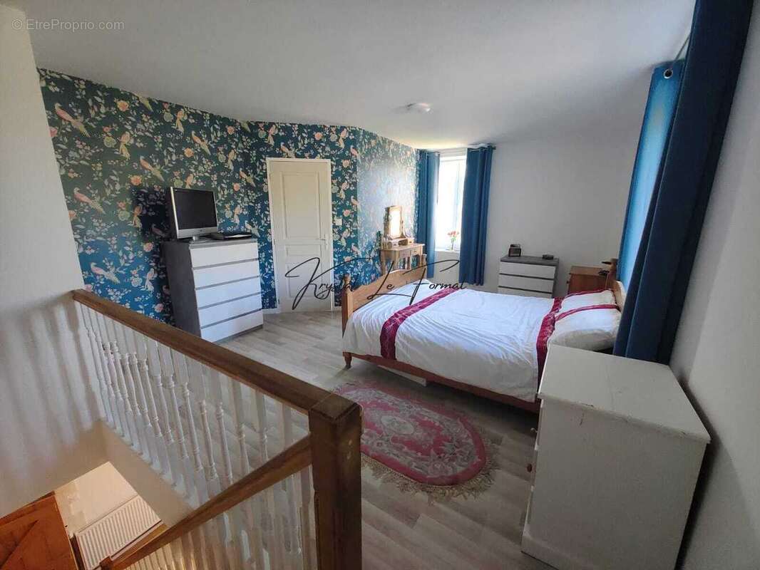 Maison à COULONGES-SUR-L&#039;AUTIZE