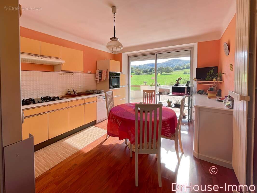 Maison à SAINT-CERE