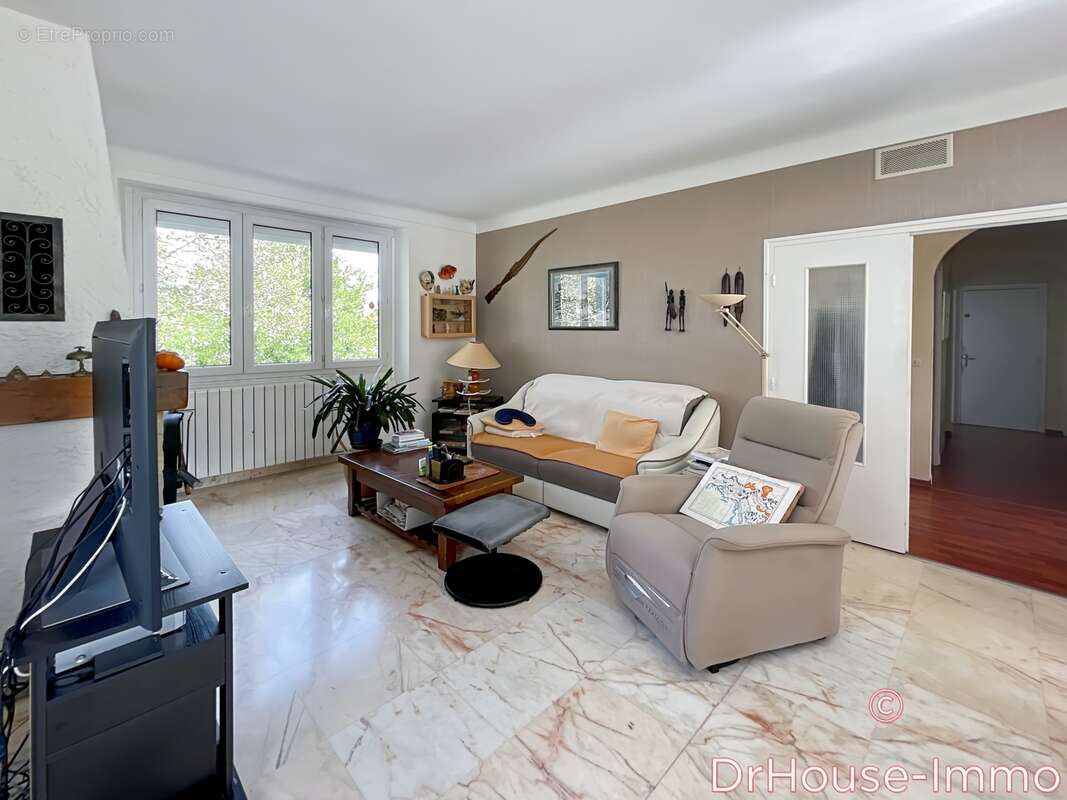 Maison à SAINT-CERE