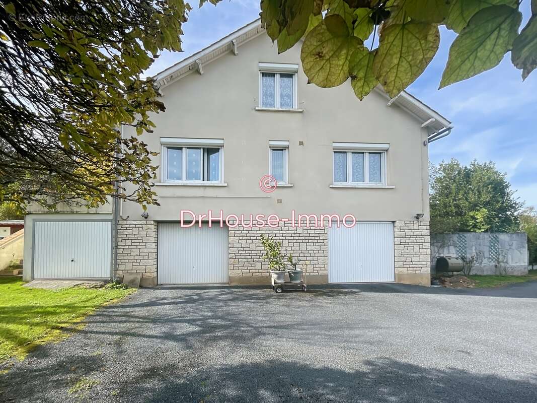 Maison à SAINT-CERE