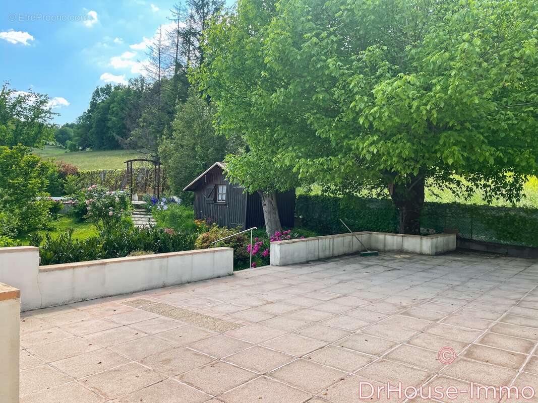 Maison à SAINT-CERE