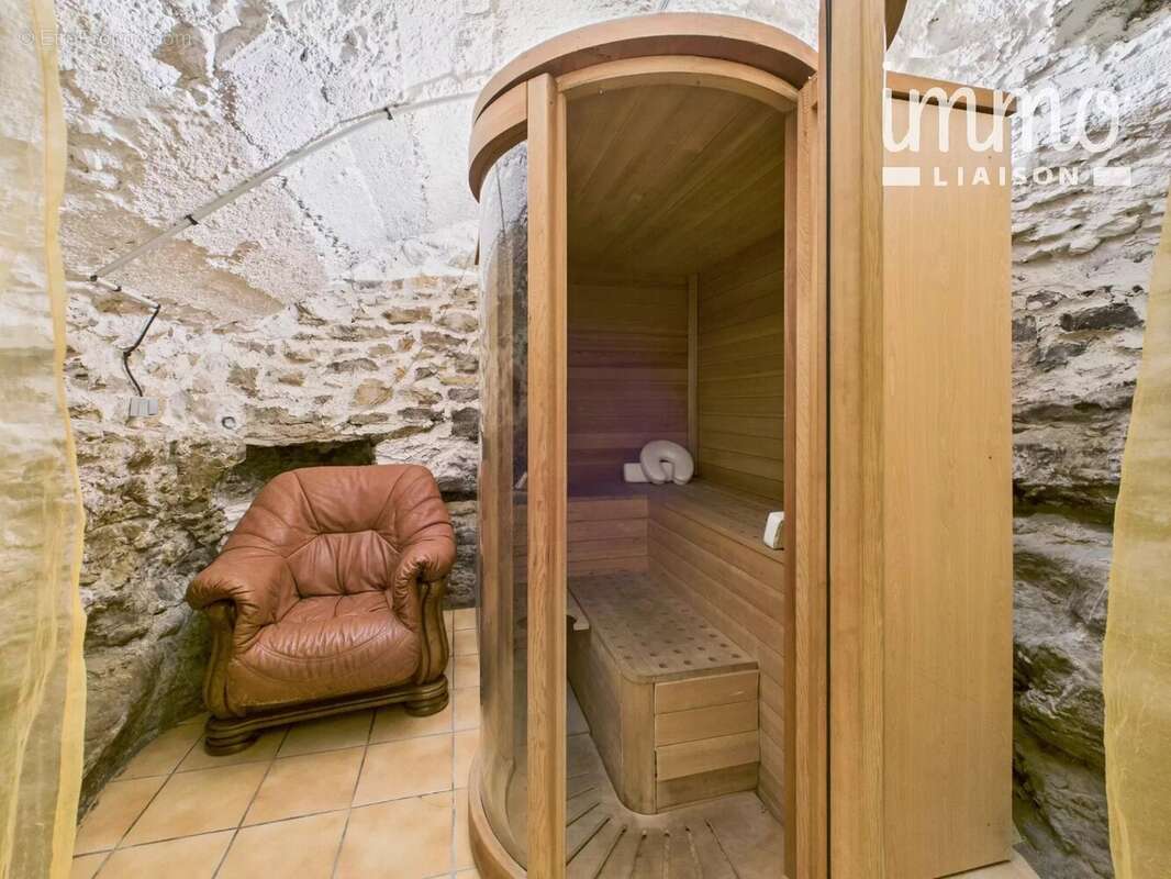 Maison à MOLIERES-SUR-CEZE