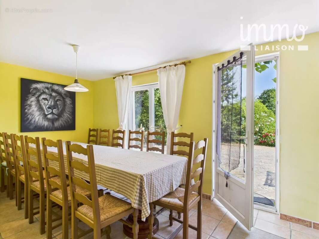 Maison à MOLIERES-SUR-CEZE