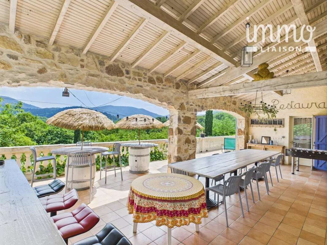 Maison à MOLIERES-SUR-CEZE