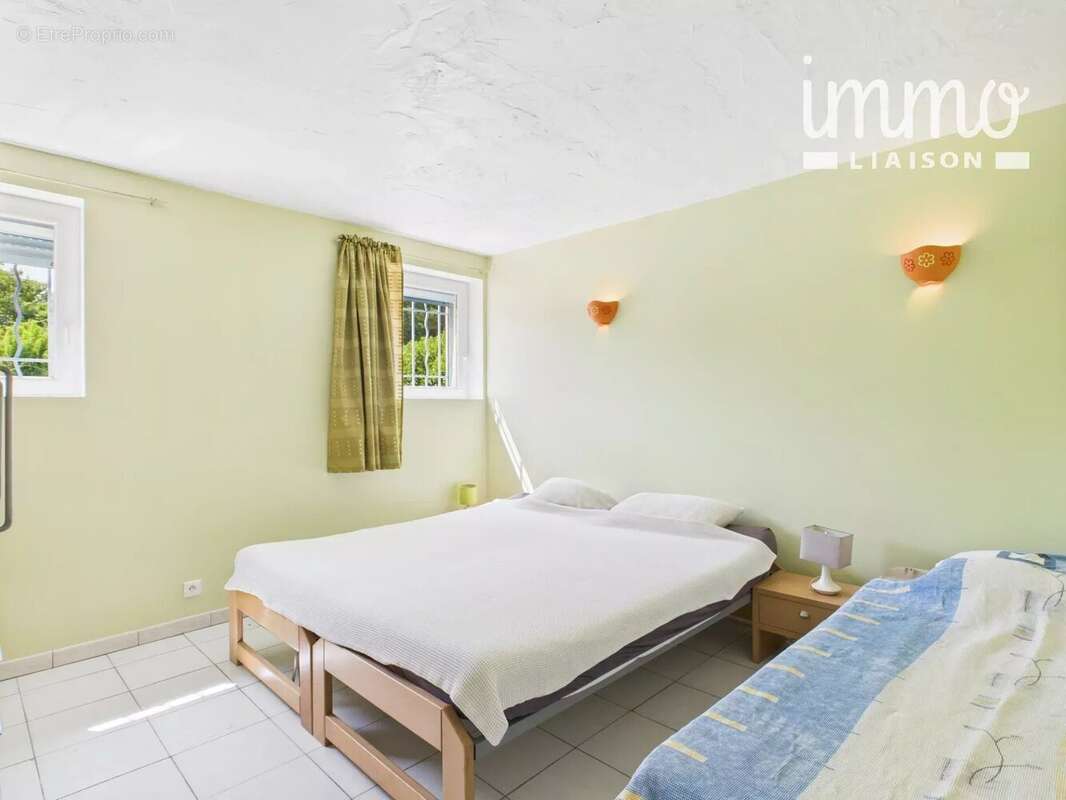 Maison à MOLIERES-SUR-CEZE