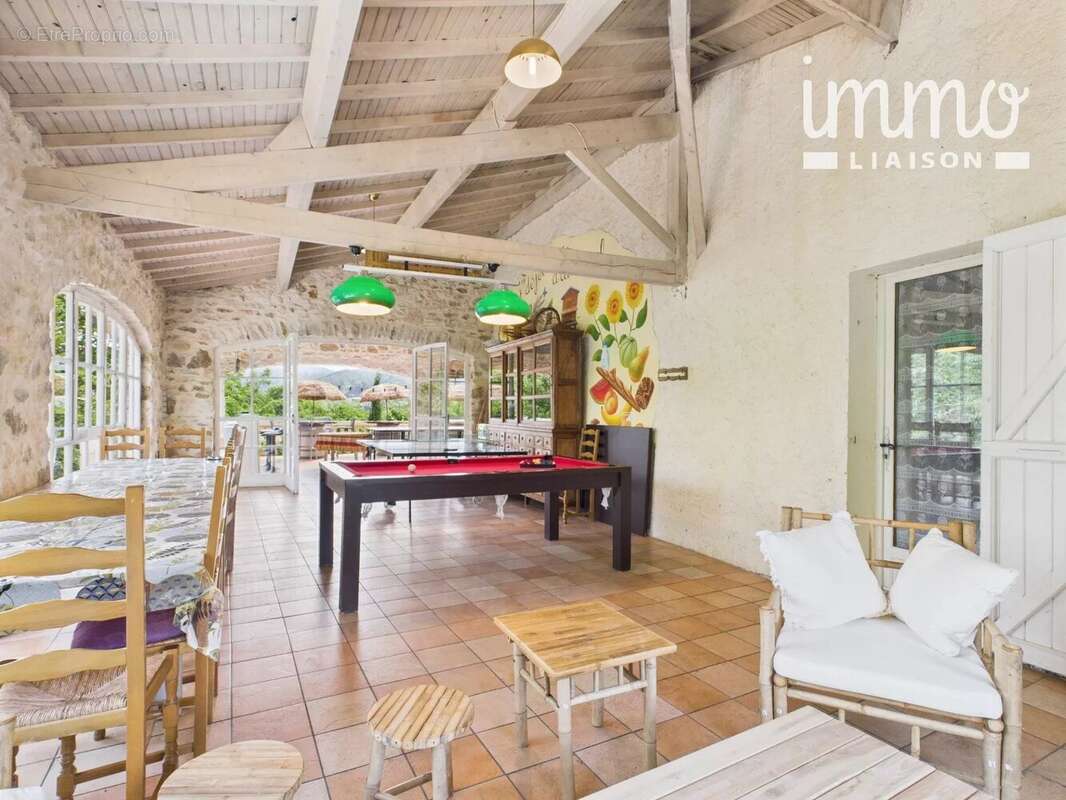 Maison à MOLIERES-SUR-CEZE